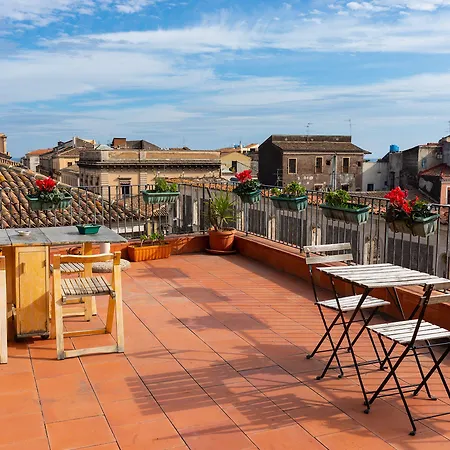 Terrazza Santa Chiara Oda ve Kahvaltı Katanya