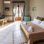 Terrazza Santa Chiara Oda ve Kahvaltı Katanya