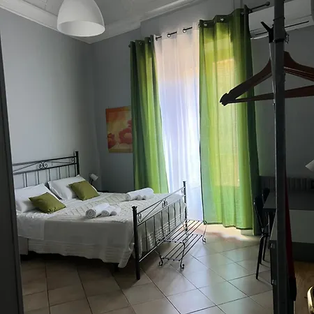 Bed & Breakfast Terrazza Santa Chiara 3*